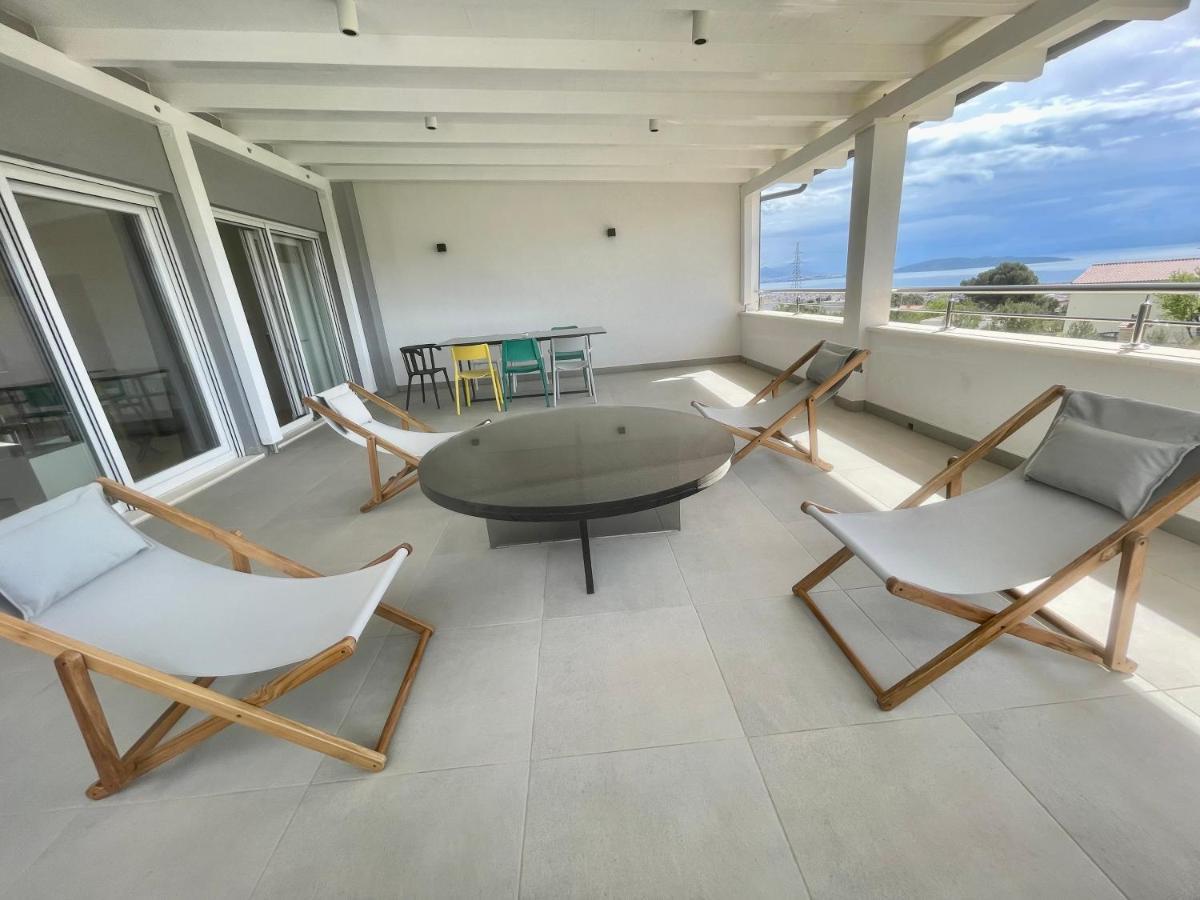 Villa Mila Kastela Kaštel Novi Екстериор снимка